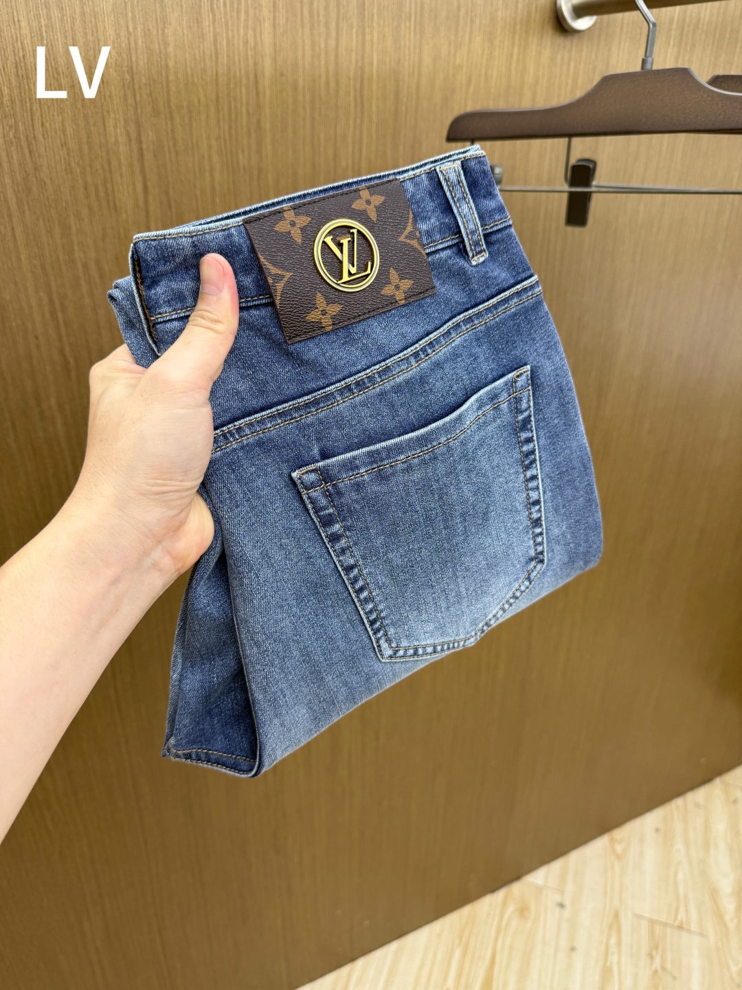 루이 비통 데님 팬츠 004