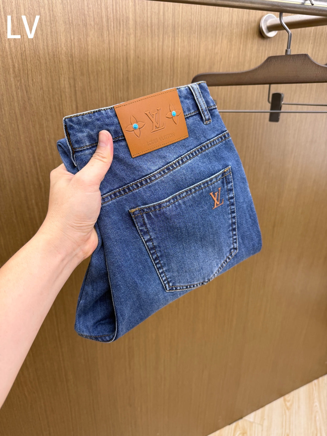 루이 비통 데님 팬츠 009