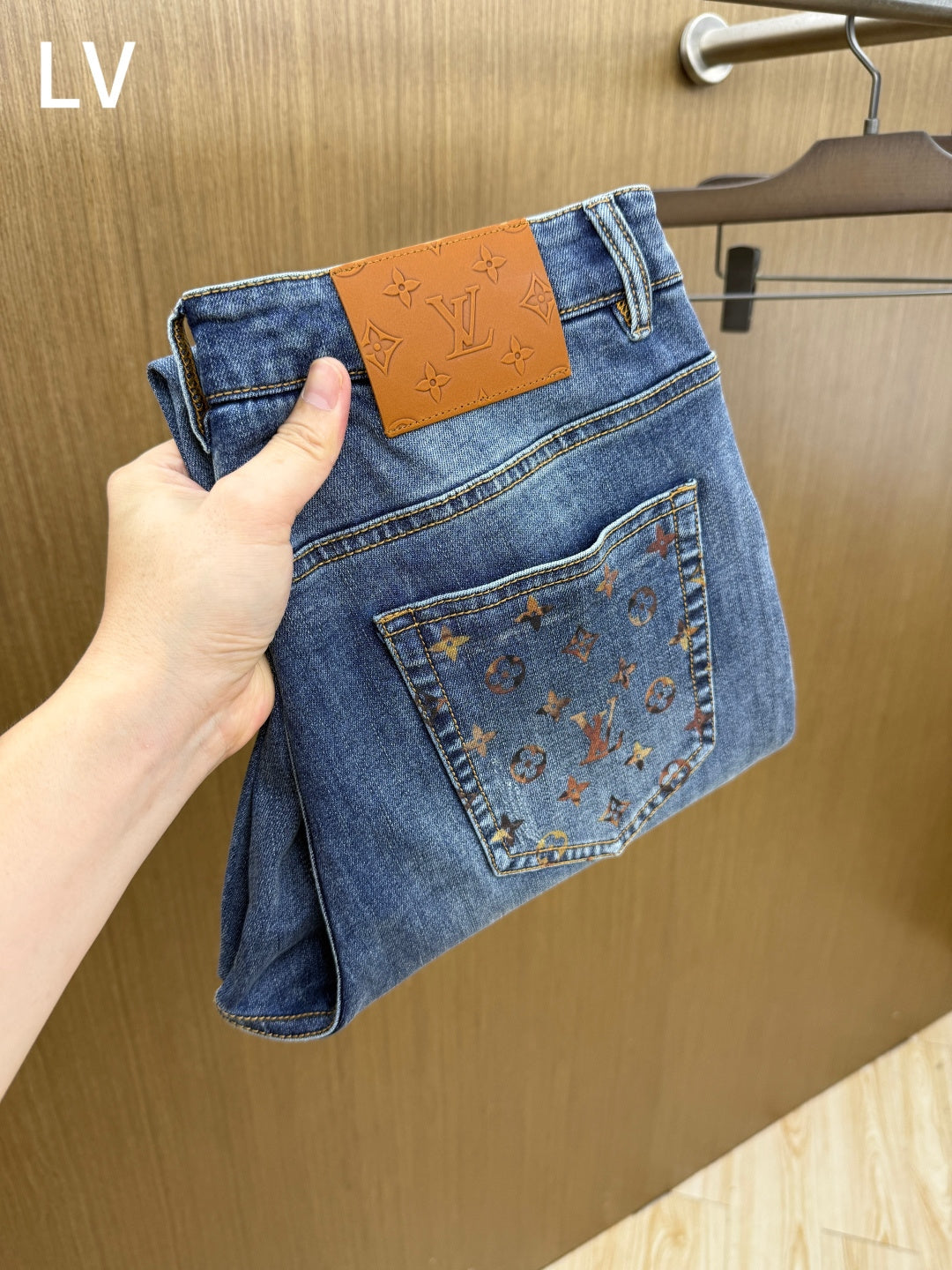 루이 비통 데님 팬츠 016