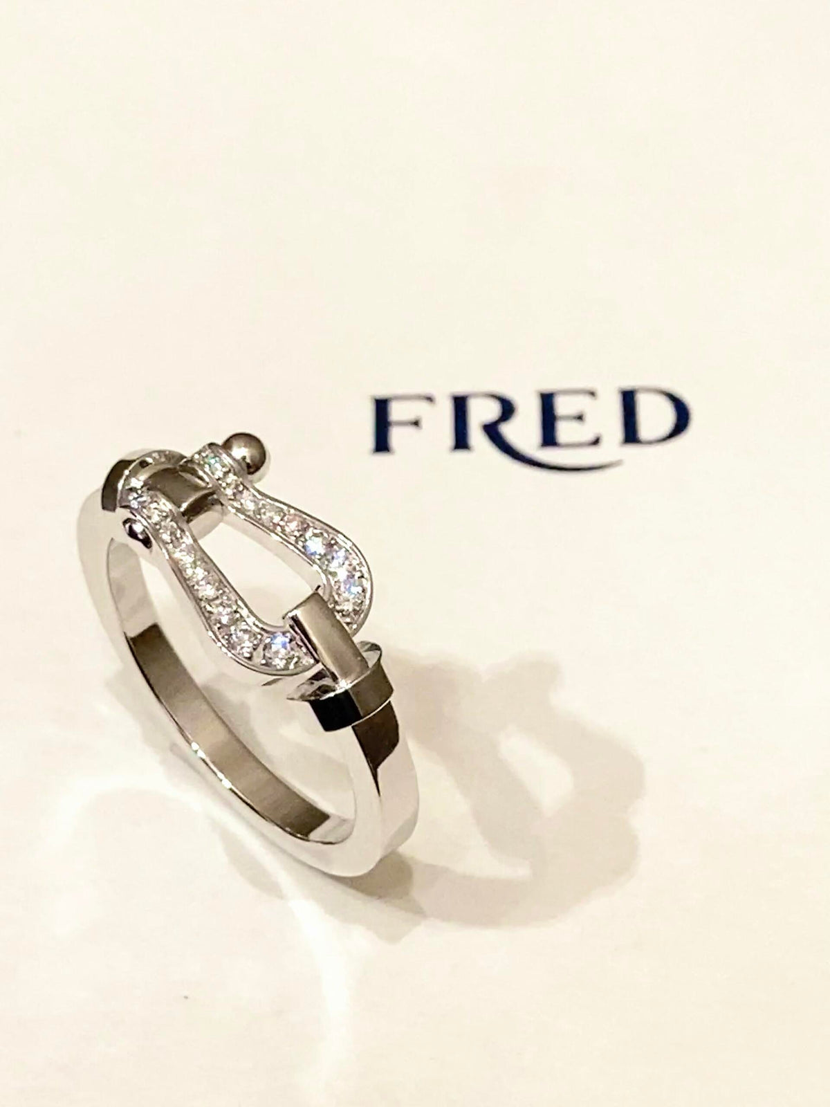 FRED ✨행운을 빕니다➕착용: 포스 10 말굽 버클 다이아몬드 반지!