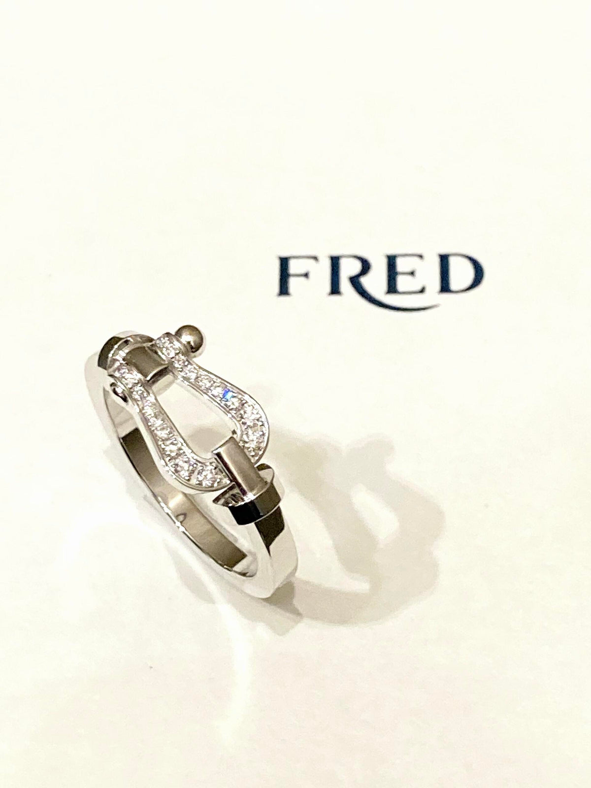 FRED ✨행운을 빕니다➕착용: 포스 10 말굽 버클 다이아몬드 반지!