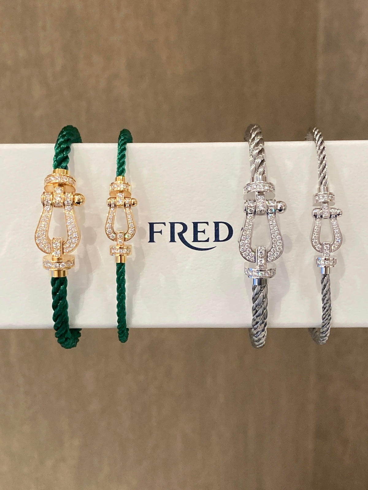 FRED ✨팔찌의 첫 번째 선택, 에메랄드 그린이 너무 멋져요! FRED페이든