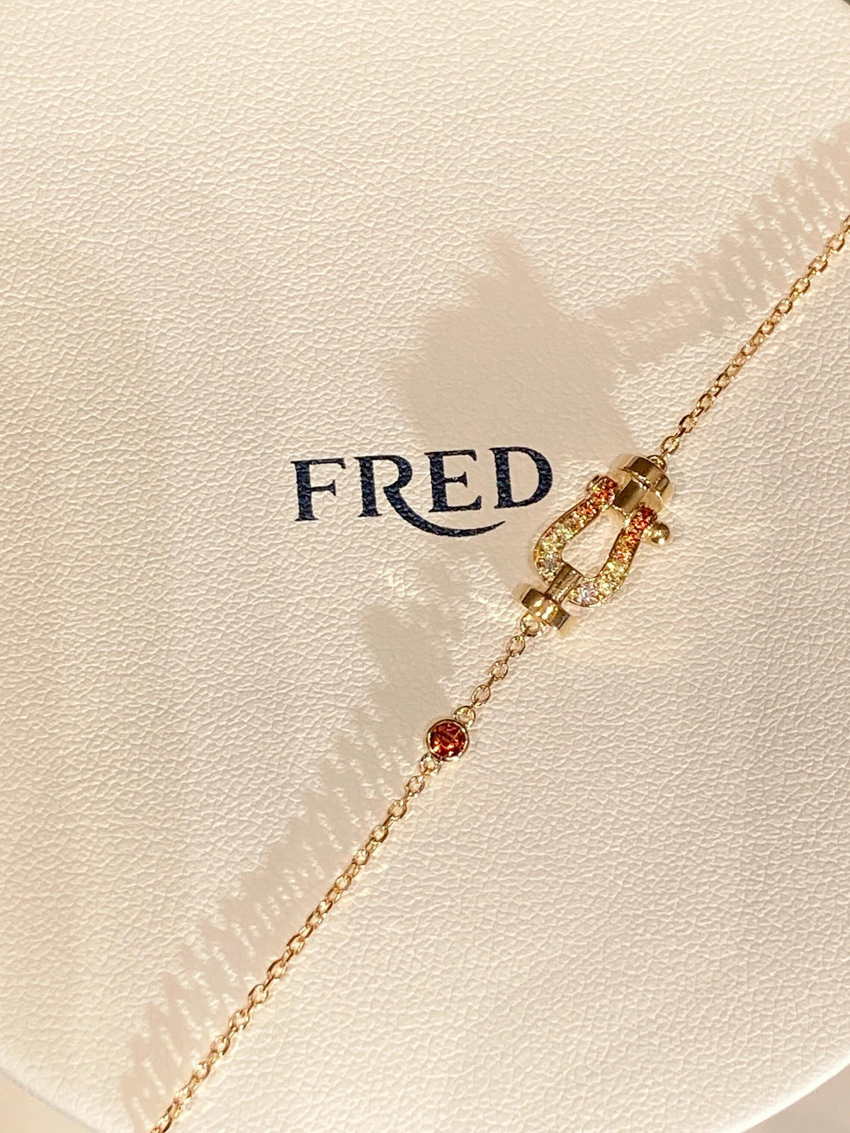 FRED ✨가장 사랑하는 사람을 위한 특별한 선물! 프레드✖️RG