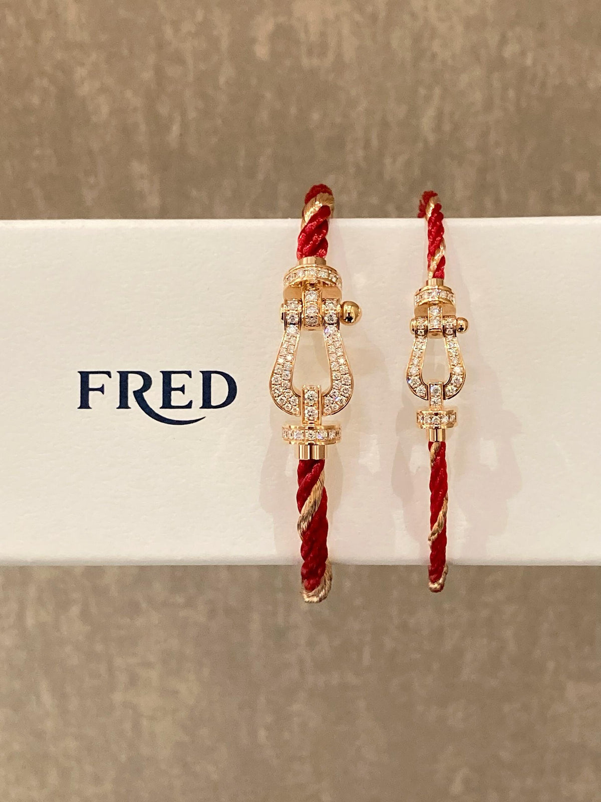 FRED ✨말의 해에는 물론 성공이 즉시 찾아올 것입니다! 프레드 팔찌