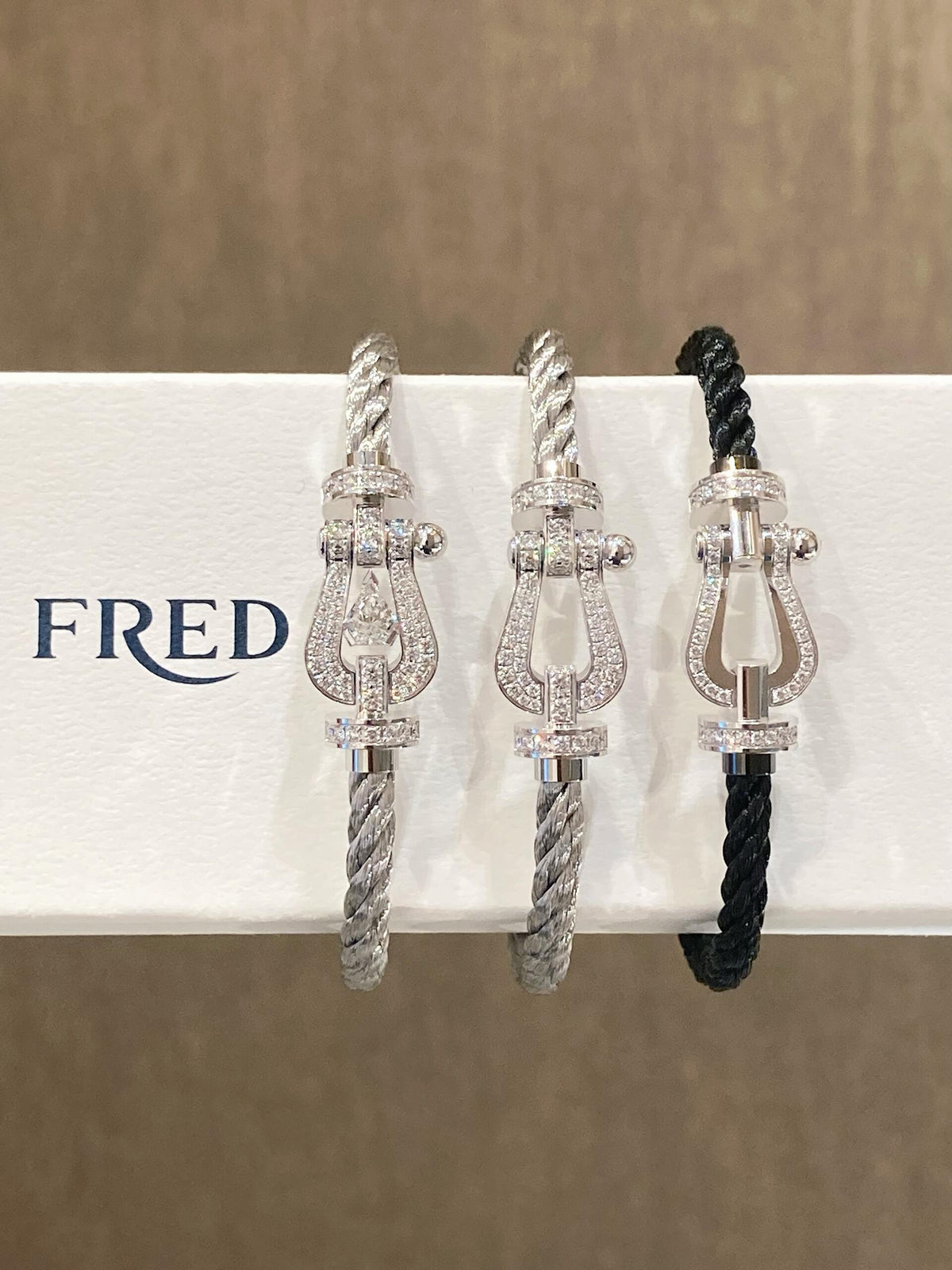 FRED ✨멋진 팔찌, 행복한 시간을 목격하세요! 포스 10 브레이슬릿