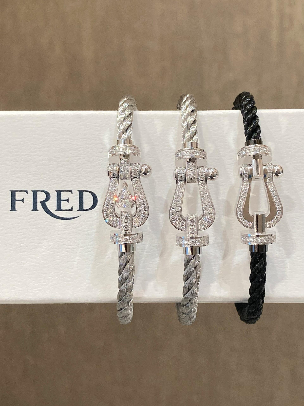 FRED ✨멋진 팔찌, 행복한 시간을 목격하세요! 포스 10 브레이슬릿
