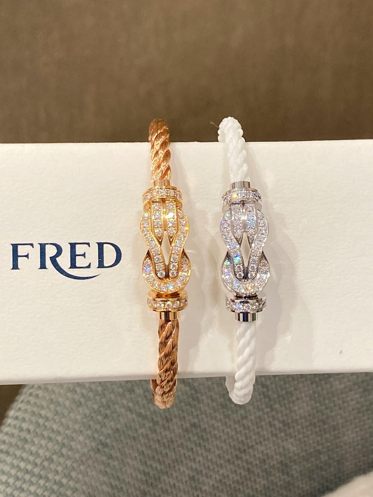 FRED 반짝반짝 빛나네요✨눈을 뗄 수가 없어요! 프레드 팔찌
