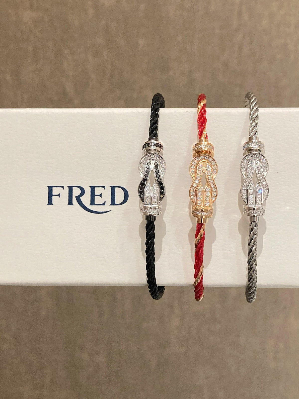 FRED 당신의 무한한 행운을 지켜주세요! FRED "8" 팔찌