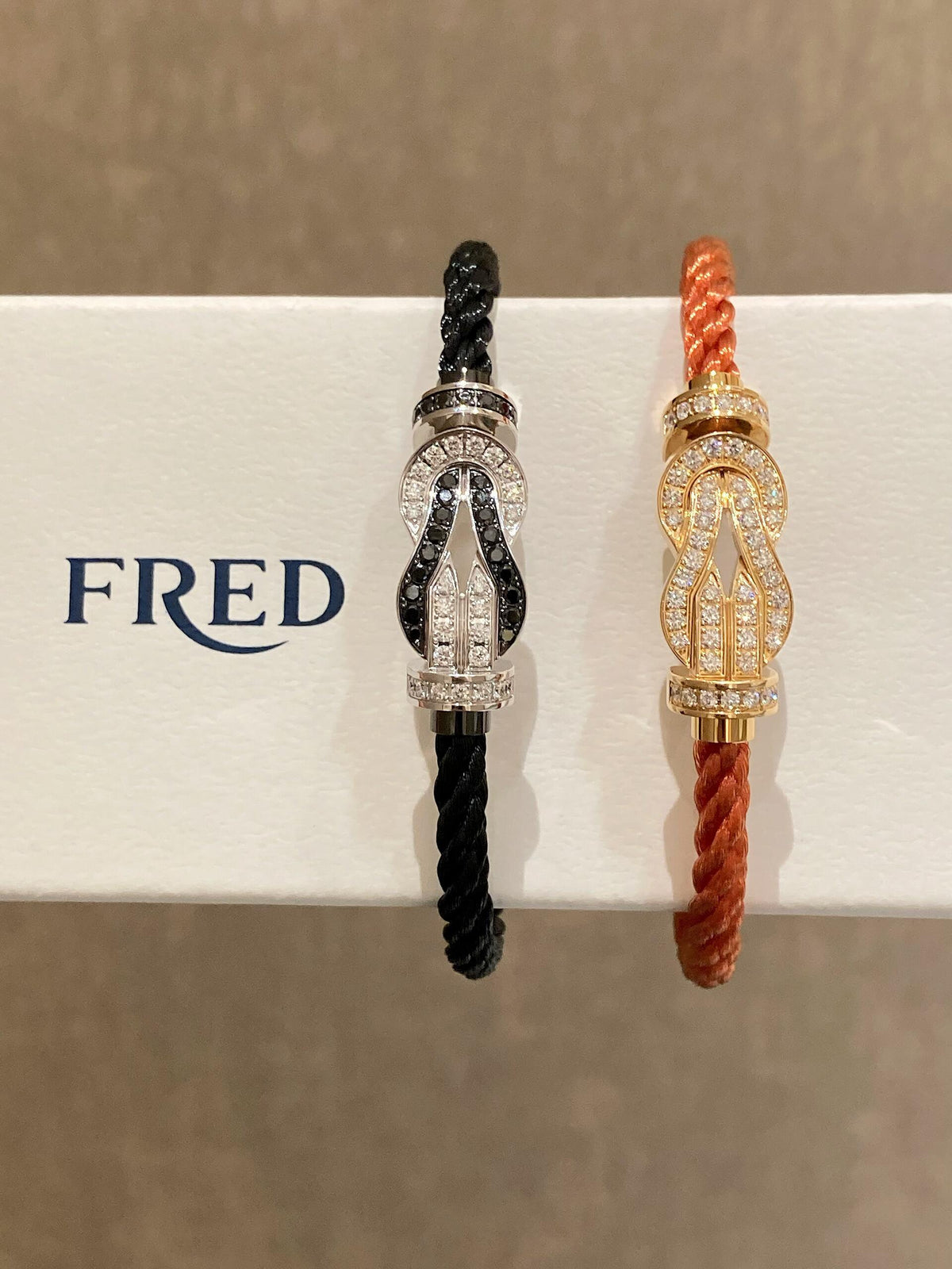 FRED 도와주세요🆘너무 반짝반짝해요✨누가 싫어하겠어요! ! ! FRED 8자리 브레이슬릿