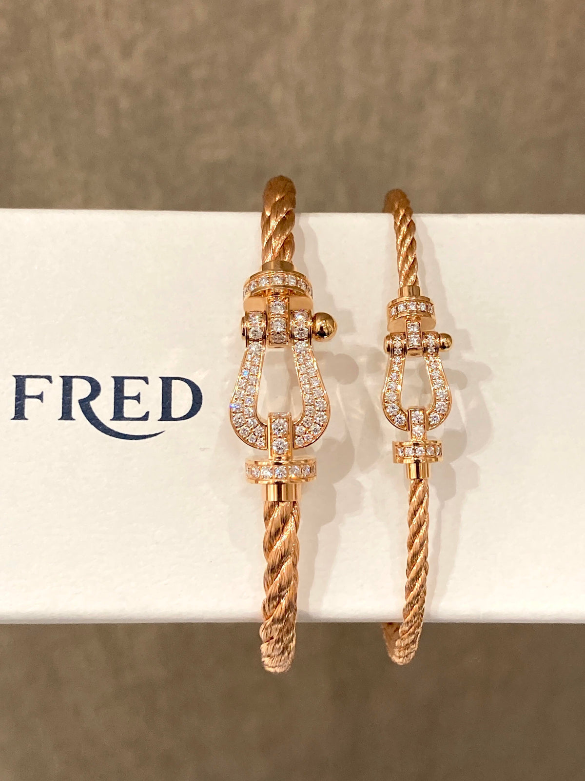 FRED 새해 해가 뜬다면 부의 황금줄을 걸으세요! 프레드 팔찌