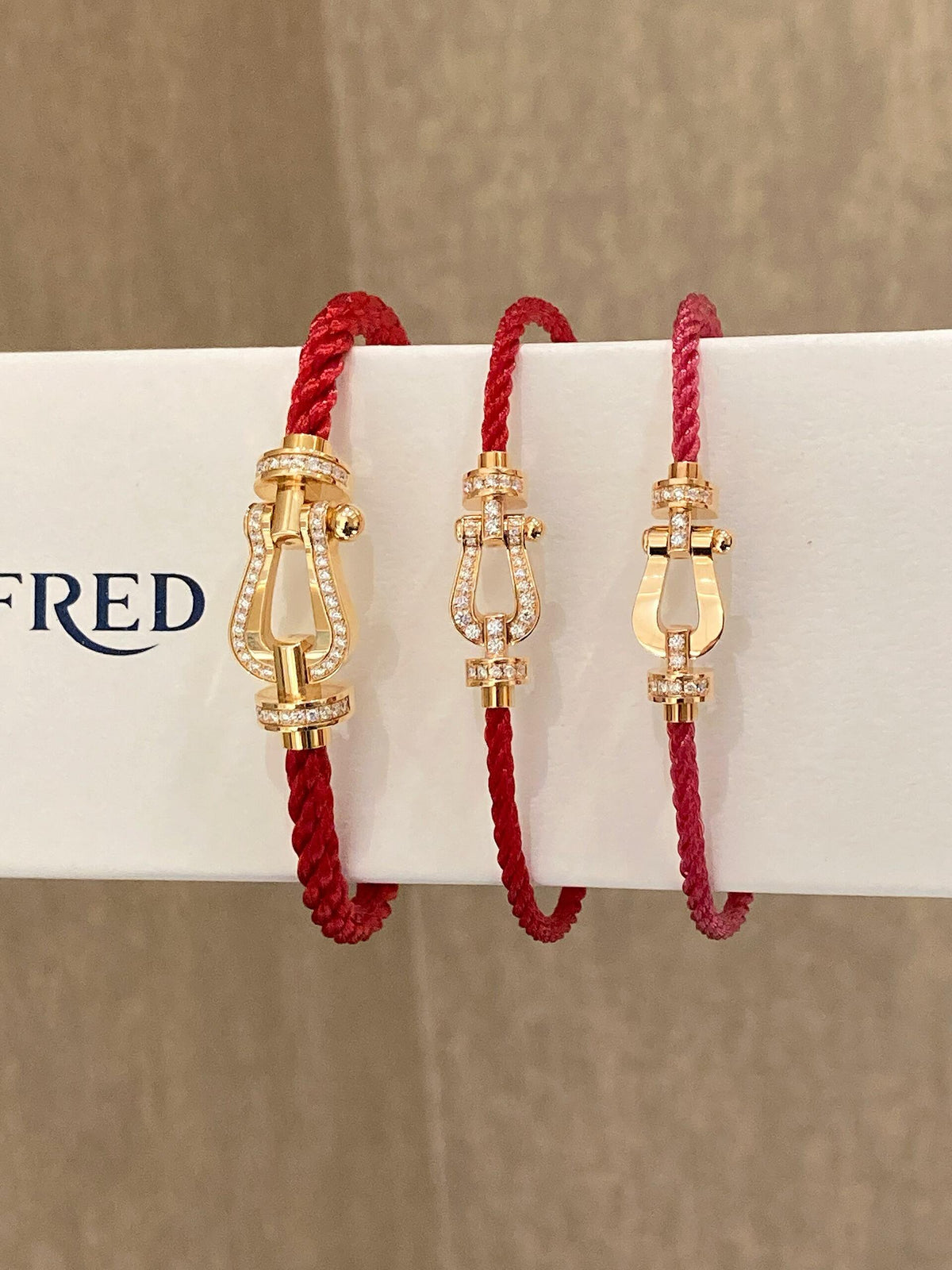 FRED 새로운 2026년을 맞이하고 풍요로운 새해를 맞이하세요! FRED페이든