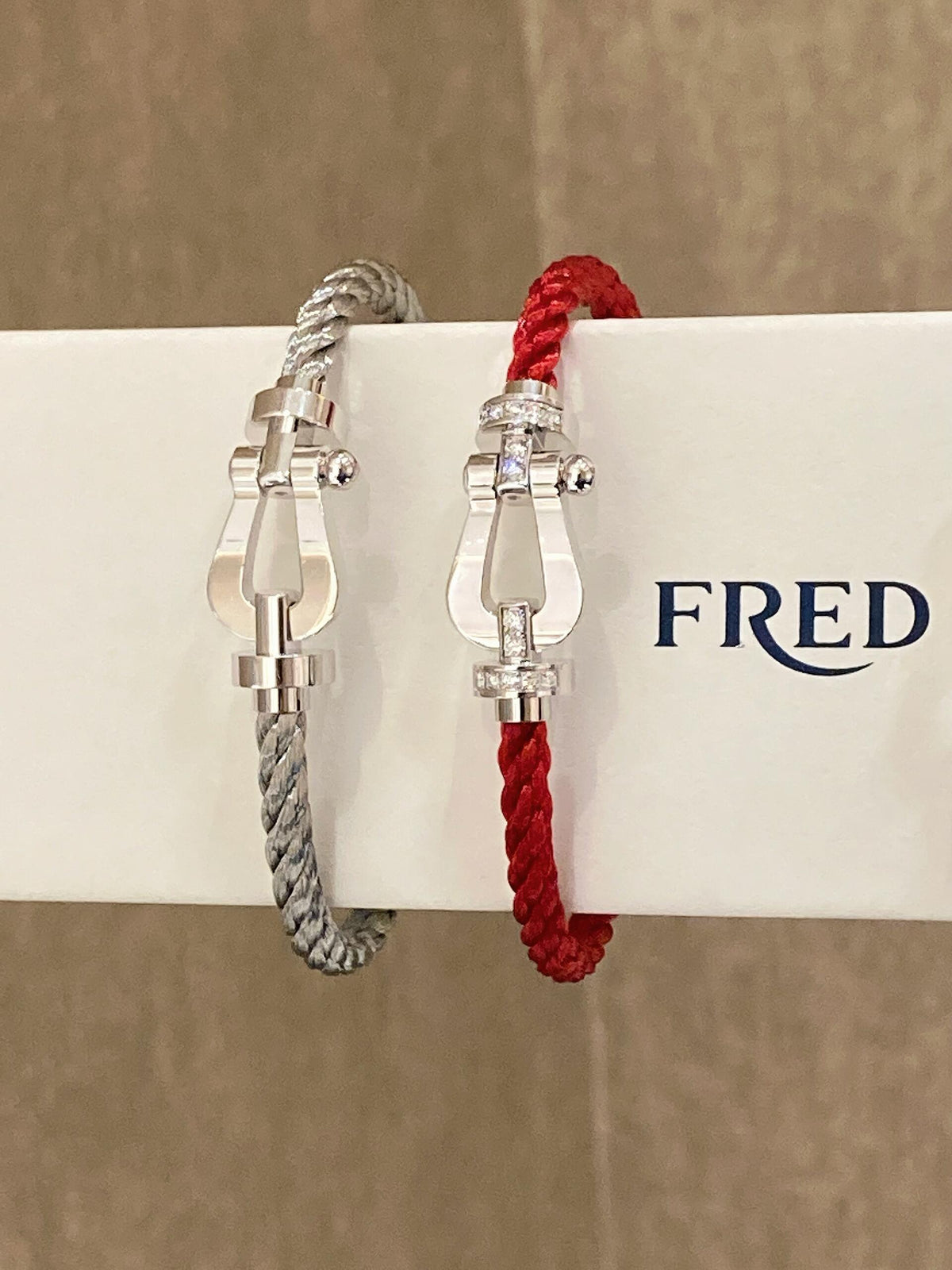 FRED 정말 멋있네요! 거부할 수 없다 ❌! 포스 10 브레이슬릿