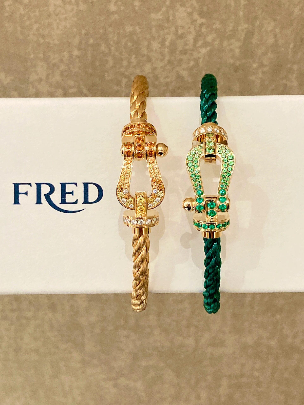 FRED 💚에메랄드 팔찌는 당신에게 활력과 희망을 선사합니다! 프레드