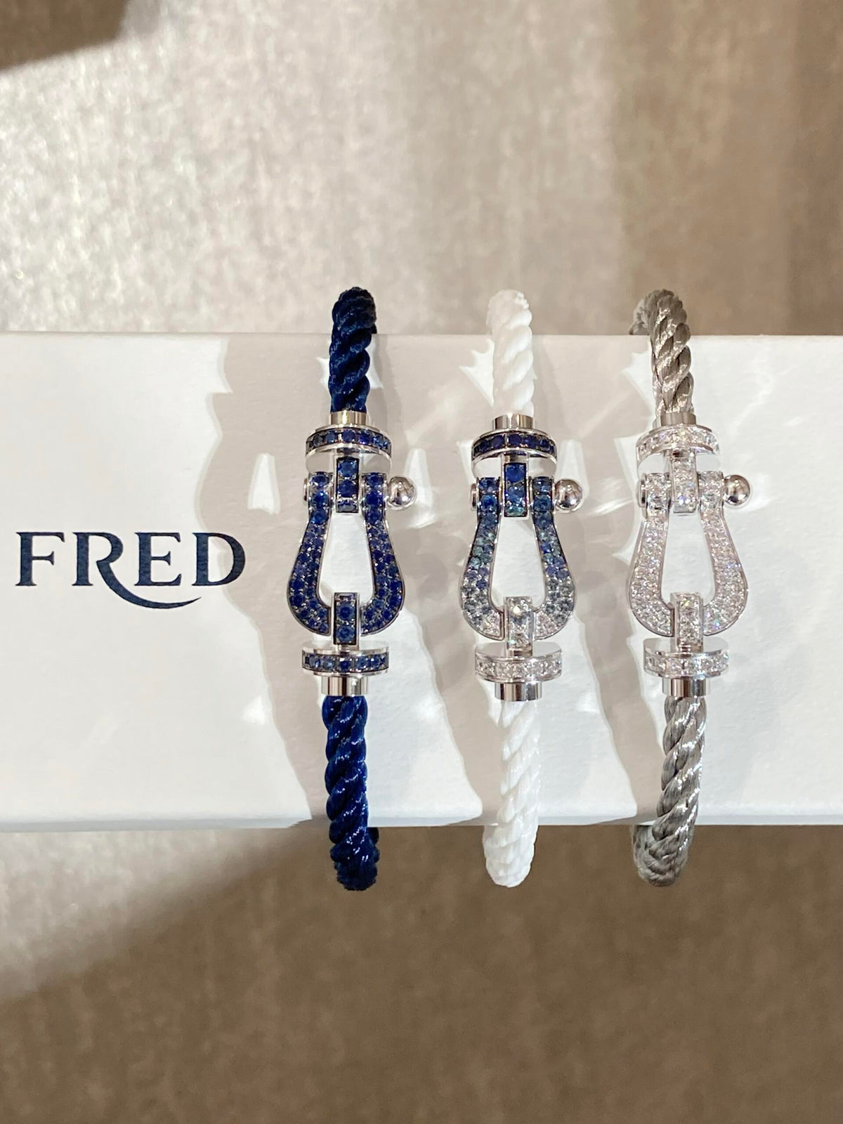 FRED 🔵소박하고 힐링이 되는, 바르고 나면 마음이 차분해지는 느낌! FRED페이든