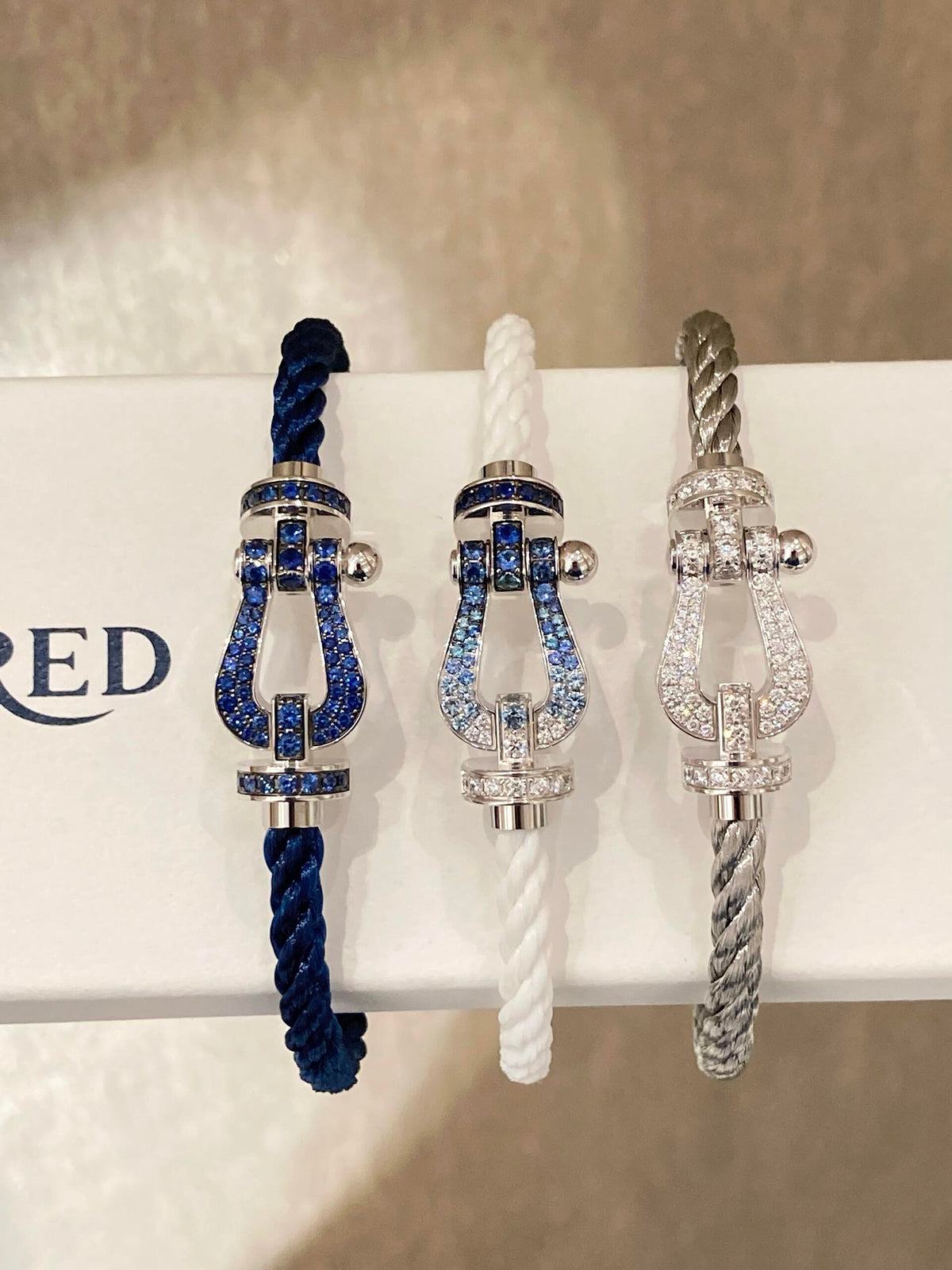 FRED 🔵소박하고 힐링이 되는, 바르고 나면 마음이 차분해지는 느낌! FRED페이든